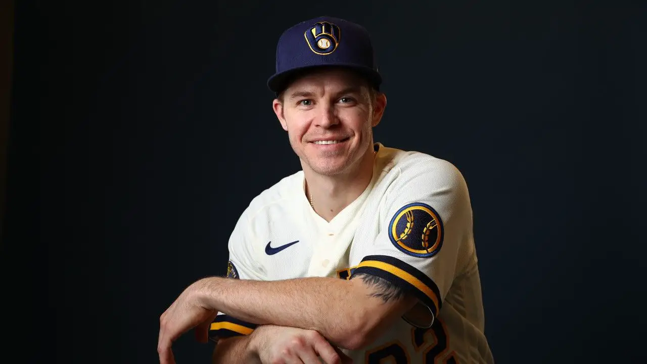 brock holt photo day brewers