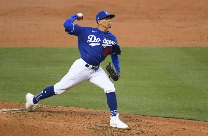 Gerardo Carrillo fue agregado al roster de 40 de los Dodgers