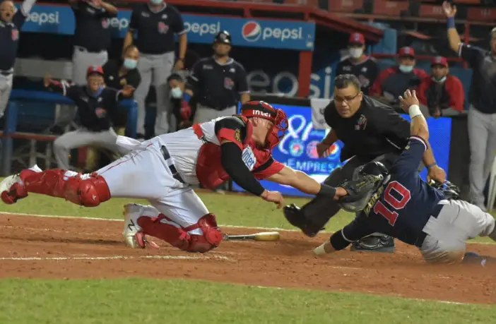 Cardenales de Lara cae ante los Tigres de Aragua en el 2do de la semifinal