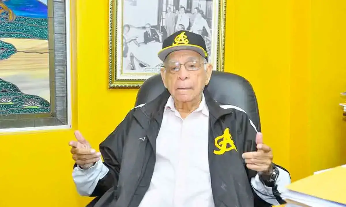 fallece Papi Bisonó, ex presidente de Águilas Cibaeñas.