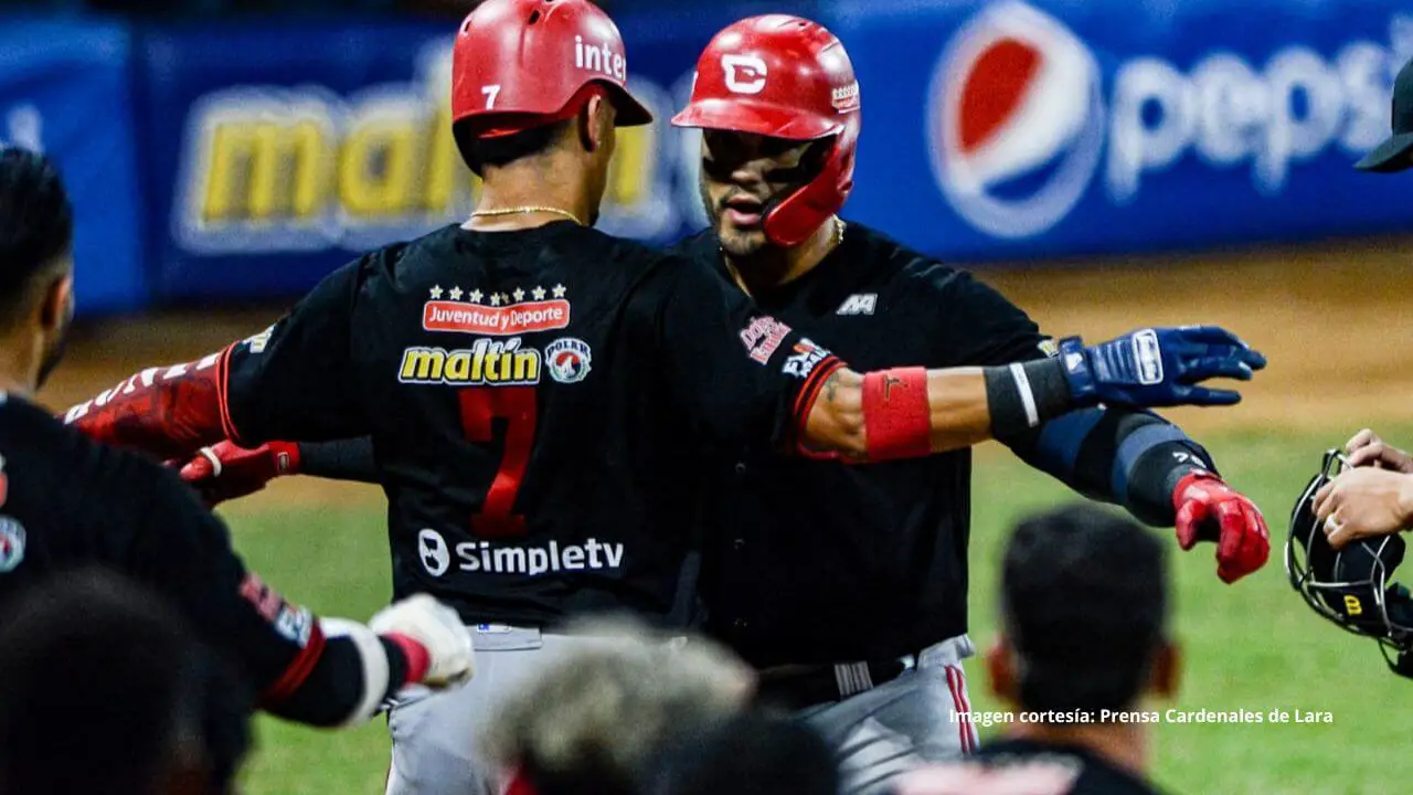 Venezolano Carlos Narváez es llamado a la MLB