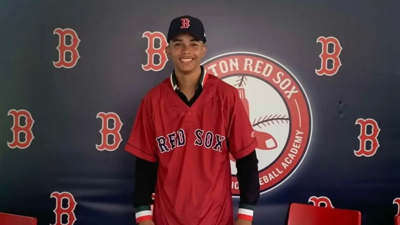 Argeny Sanchez firma con Boston Red Sox