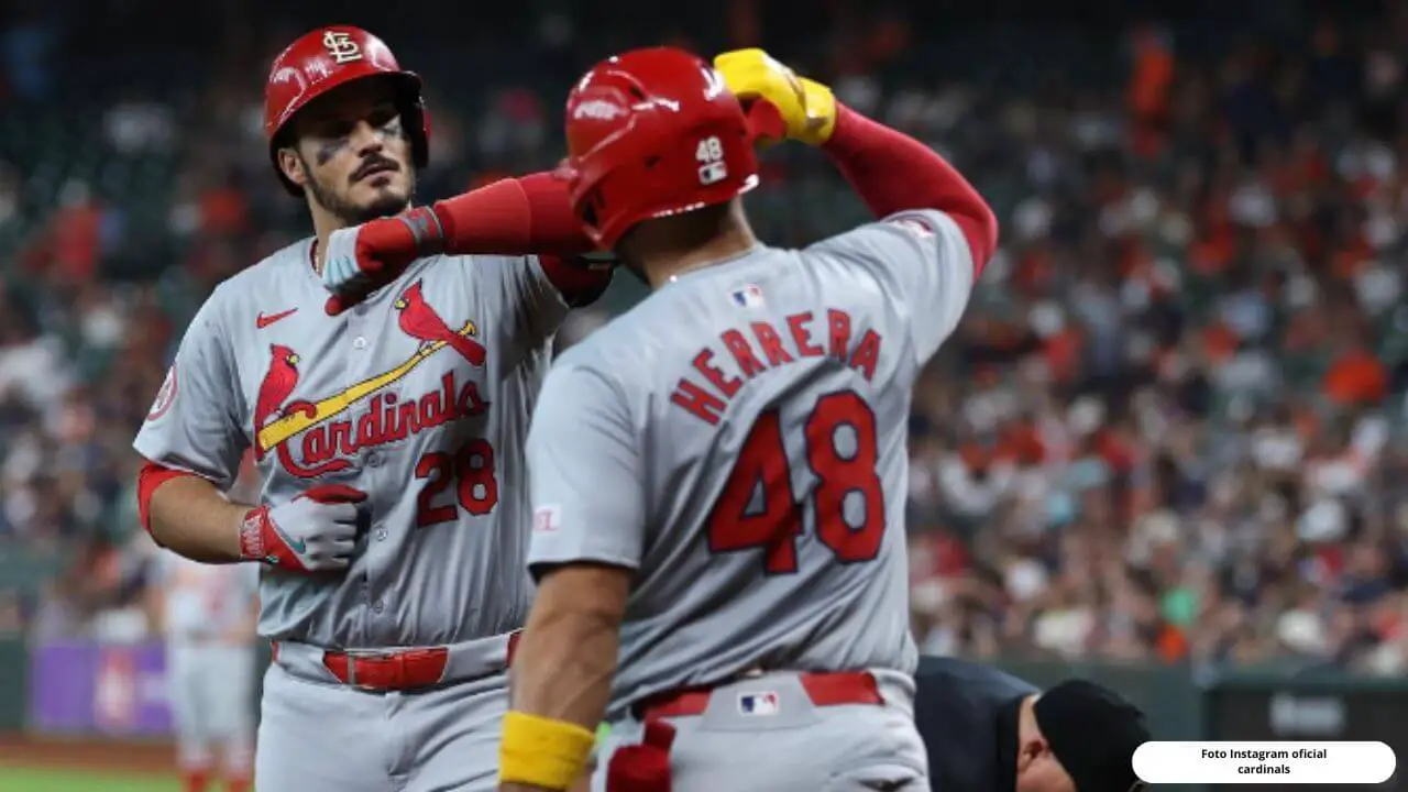 Nolan Arenado y Ryan Helsley salvan de barrida a Cardinals
