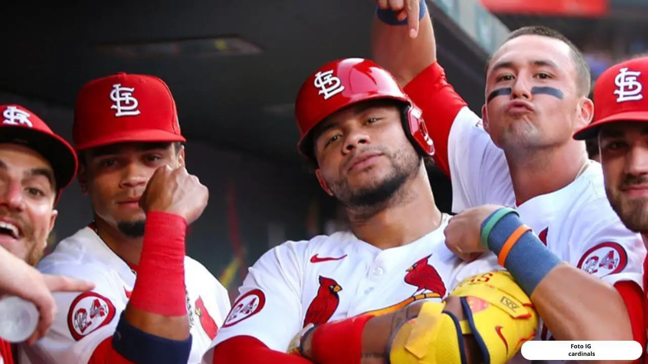 Cardinals: Conocido de Redsox "abre el panorama" en San Luis