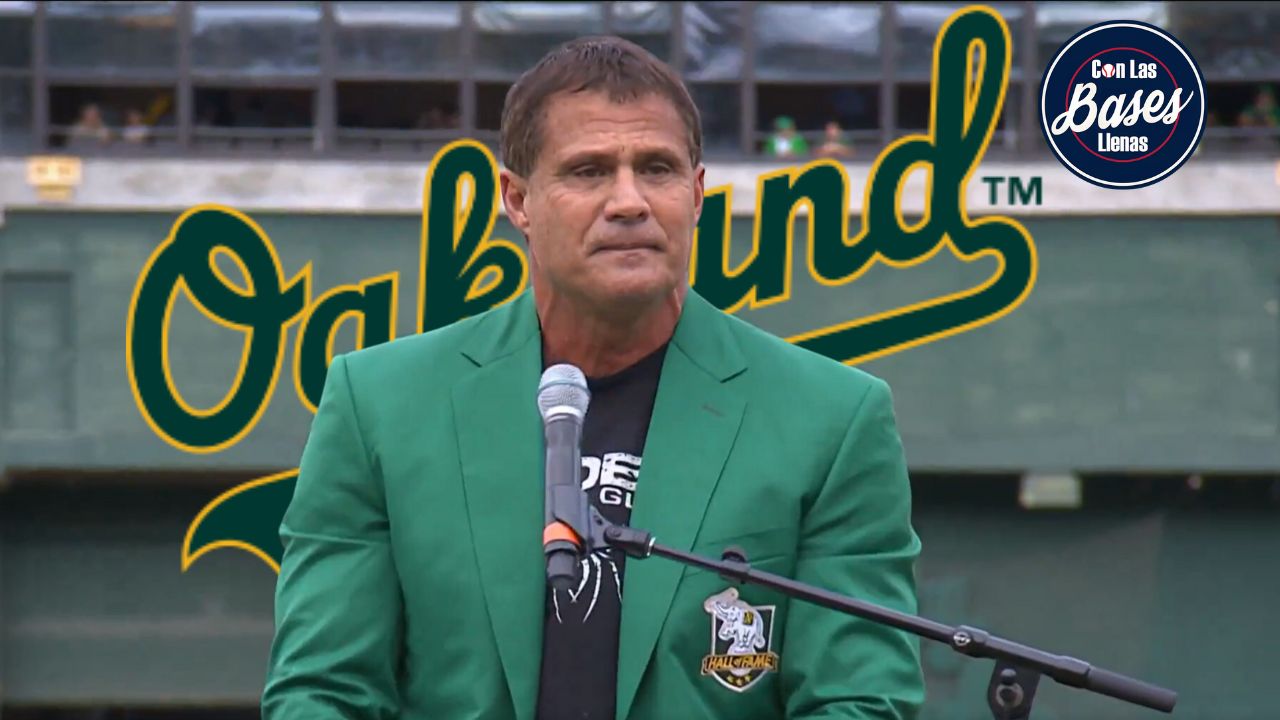 José Canseco es inducido al Salón de la Fama de los Oakland Athletics y ofrece un emotivo discurso