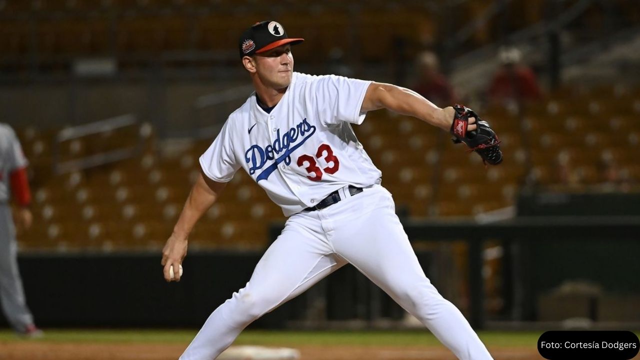 Dodgers llaman a gran prospecto de pitcheo a MLB