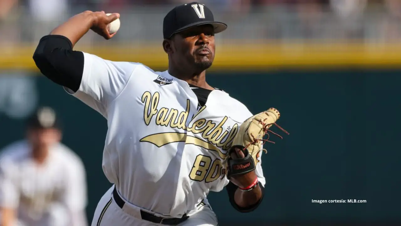 Kumar Rocker listo para hacer su debut en la MLB